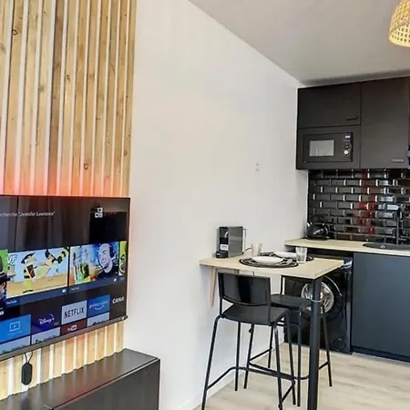 Sublime Renovated Downtown 2 People * Amiens